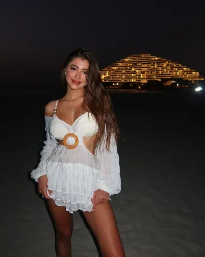 Sofija - Downtown Dubai